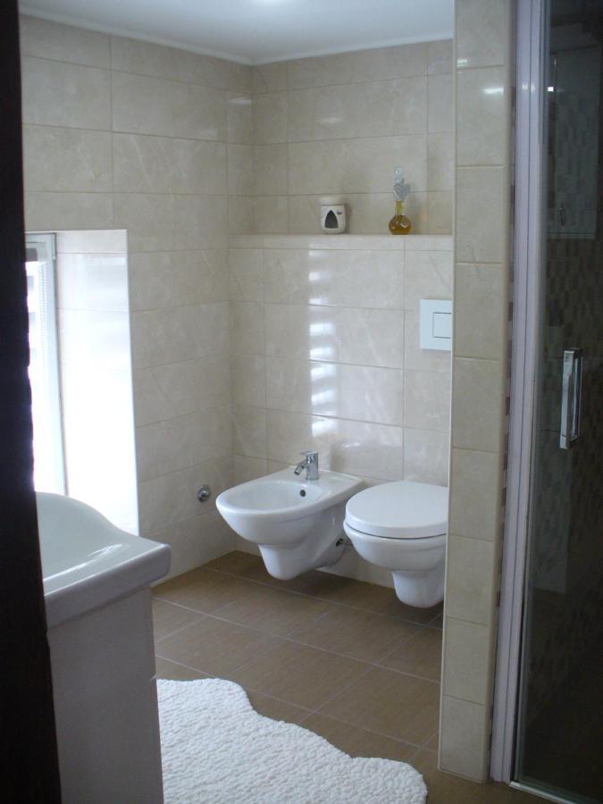 Berta Apartman Senta Exterior photo