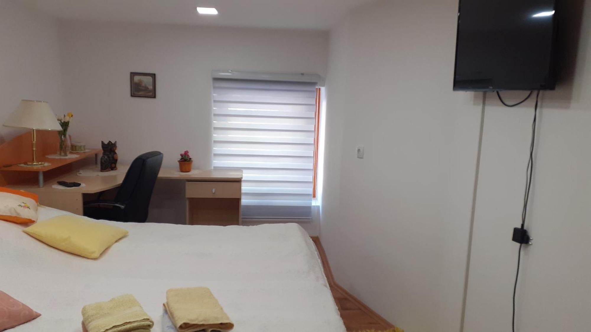 Berta Apartman Senta Exterior photo